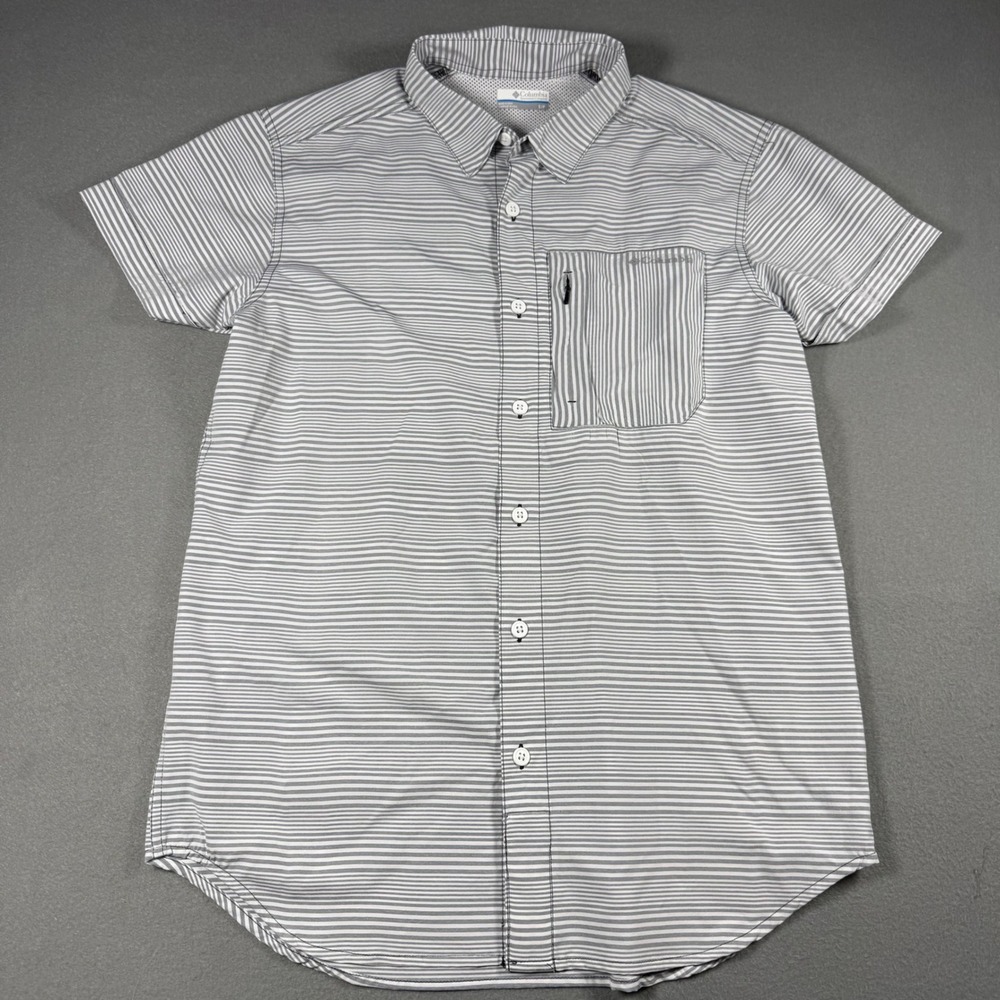 Columbia Mens Shirt Small Grey White Stripe Short Sleeve PFG AM4980 Polyester